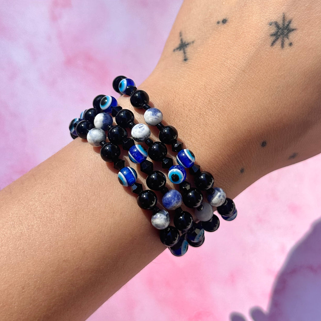 handmade evil eye bracelet | onyx & sodalite